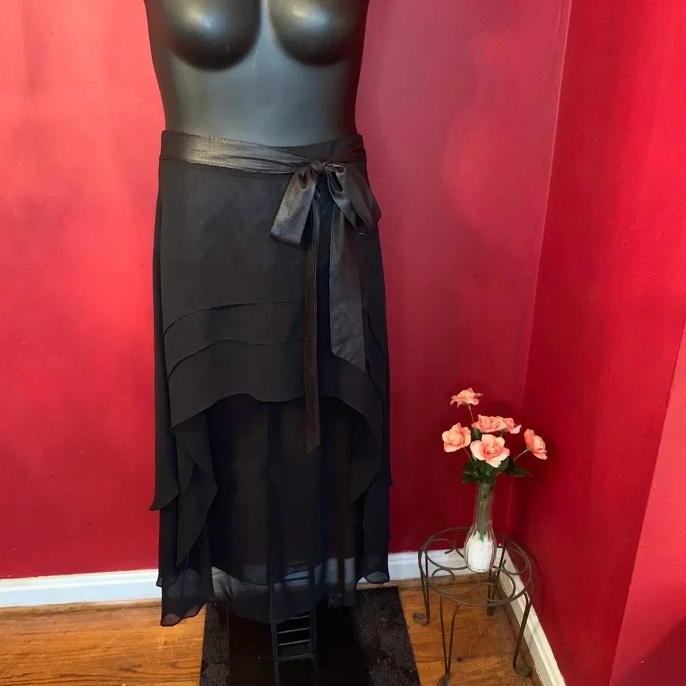 NWOT DOUBLE ZERO SKIRT SIZE M